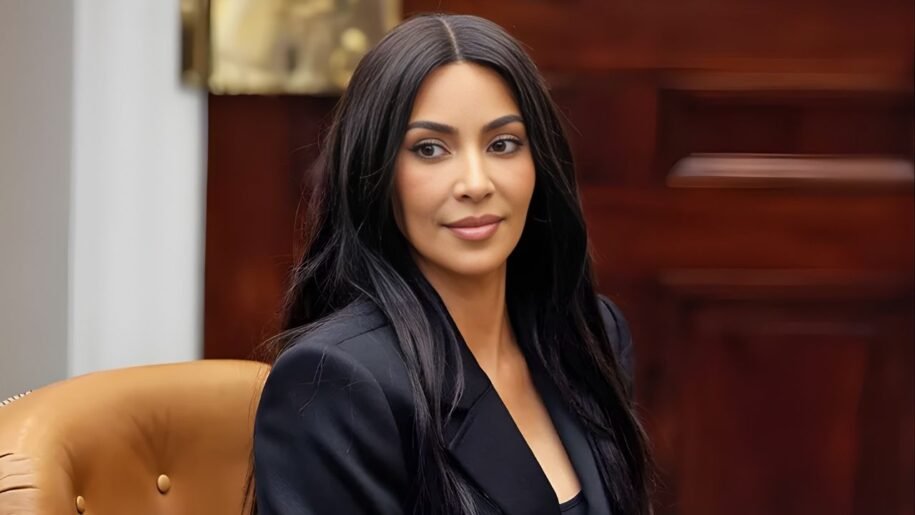 Kim Kardashian Nude Pussy Outtake Pictures Have Been Made Public