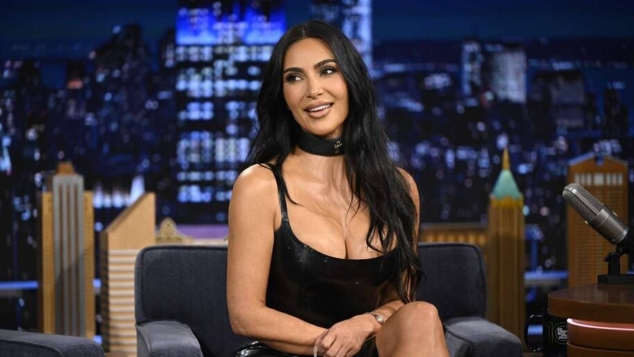 Kim Kardashian’s Massive G-String Ass