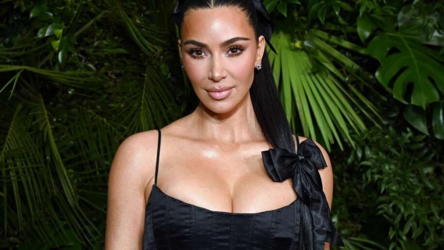 Kim Kardashian’s Twerking, Tits, and Ass Video